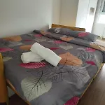 Апартаменты Cozy With Free Parking Скопье