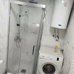 Апартаменты Cozy With Free Parking