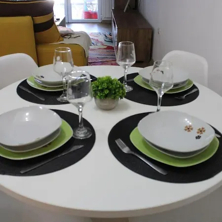 Cozy 1br Near Bus Station & Life *