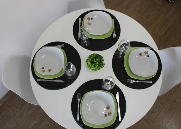 Cozy 1br Near Bus Station & Life Апартаменты Скопье