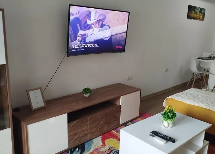 Cozy 1br Near Bus Station & Life * Скопье